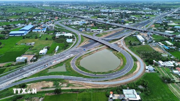 Khối lượng thi công còn lớn, Bộ Xây dựng rốt ráo thực hiện “6 rõ” trong giải ngân
