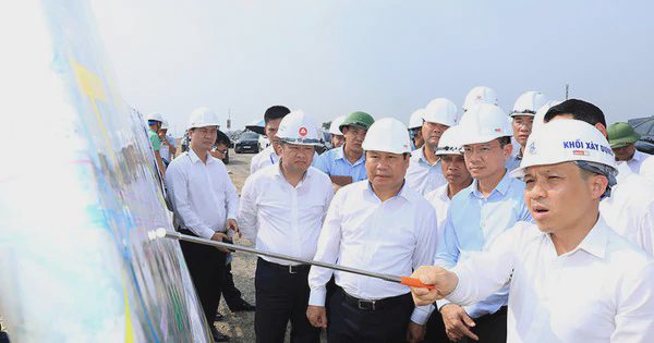 Khơi thông điểm nghẽn, đẩy nhanh tiến độ công trình trọng điểm