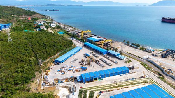 Khơi thông động lực kinh tế biển