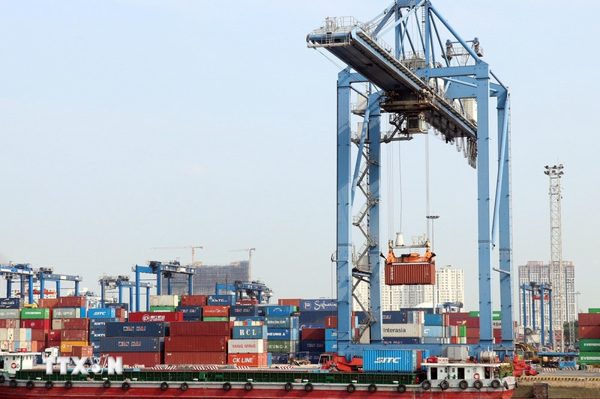 Khơi thông logistics, tạo đà tăng trưởng vùng kinh tế phía Nam
