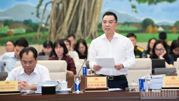 Khơi thông nguồn lực đất đai phục vụ mục tiêu tăng trưởng "hai con số"