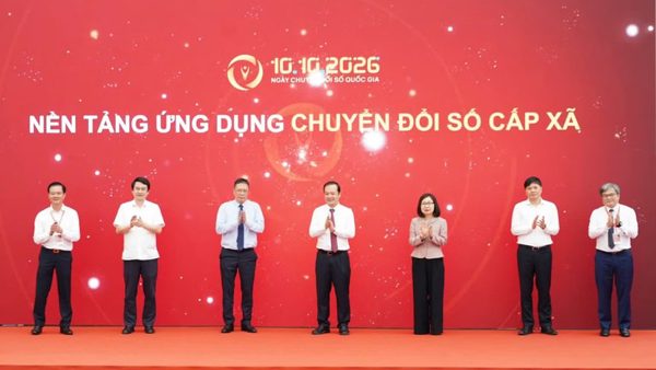 Khơi thông nguồn lực, thúc đẩy chuyển đổi số