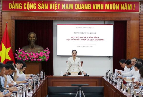 Khơi thông nguồn lực và tạo động lực mới cho ngành du lịch phát triển