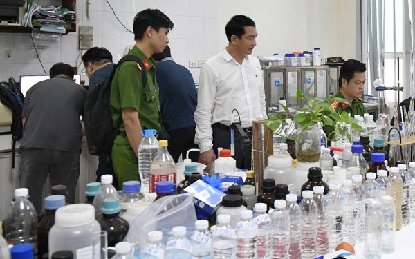 Khởi tố 28 lãnh đạo, cán bộ thuộc 4 bộ ngành vì sửa kết quả quan trắc 'không đạt' thành 'đạt'