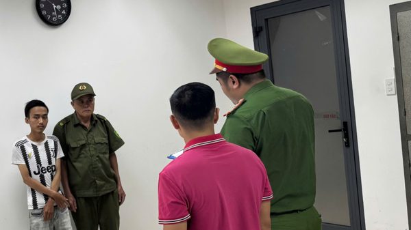 Khởi tố, bắt tạm giam đối tượng đâm người tại dãy trọ