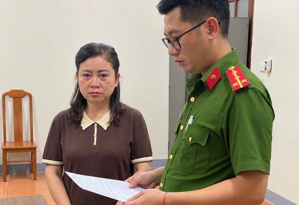 Khởi tố đối tượng nhận hối lộ tiếp tay cho doanh nghiệp chiếm đoạt gần 200 tỷ đồng tiền hoàn thuế giá trị gia tăng