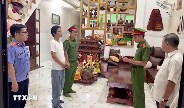Khởi tố đối tượng xâm phạm quyền sở hữu liên quan thương hiệu sâm Ngọc Linh