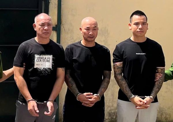 Khởi tố Dũng trọc Hà Đông và 16 bị can