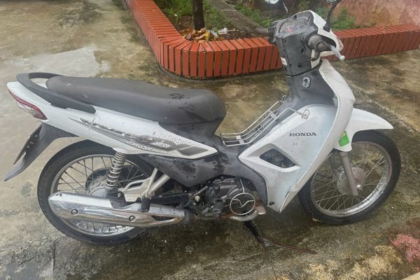 Khởi tố hai đối tượng trộm xe máy từng mang nhiều tiền án