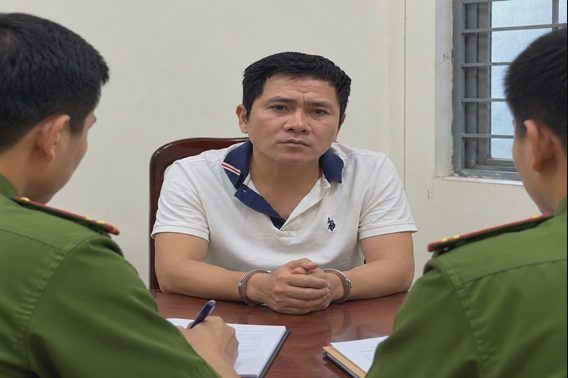 Khởi tố người đàn ông đánh phụ nữ tử vong tại phòng trọ