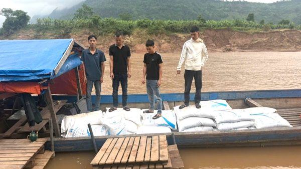 Khởi tố thanh niên người Lào tham gia buôn lậu đường kính vào Việt Nam