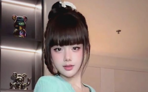 Khởi tố TikToker 'Cô giáo Hương' và chồng về tội 'lừa dối khách hàng'