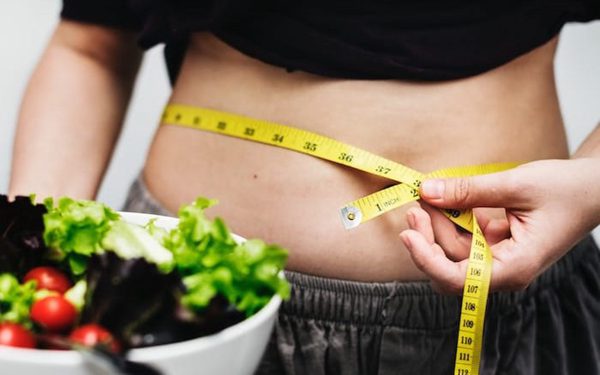 Không ăn kiêng nhưng vẫn sụt cân, vì sao?