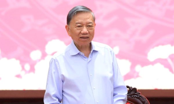 Không áp một mặt bằng tổ chức biên chế cho địa bàn khác nhau về dân số, khối lượng công việc