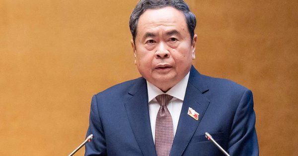 Không chạy theo tiến độ mà xem nhẹ chất lượng, cũng không lấy thận trọng để trì hoãn