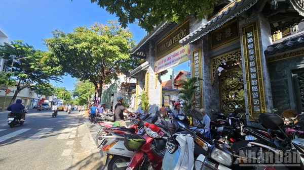 Không còn cảnh bán chim phóng sinh trước cổng chùa vào lễ Vu Lan