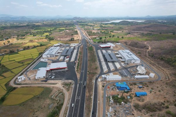 Không để tái diễn chậm tiến độ các trạm dừng nghỉ trên cao tốc Bắc-Nam