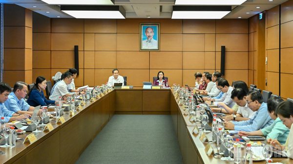 Không để ưu đãi đất đai cho công nghiệp văn hóa bị lợi dụng để kinh doanh bất động sản