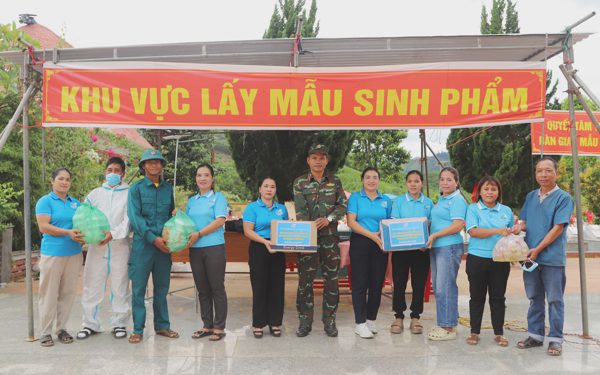 Không đứng ngoài Chiến dịch 500 ngày đêm, phụ nữ Đà Nẵng tiếp sức bằng bữa cơm nghĩa tình
