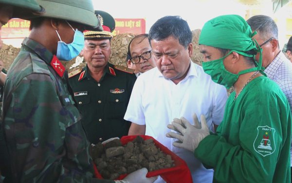 Không được bỏ sót hài cốt liệt sĩ tại khu vực nhà lao Thành Diên Khánh