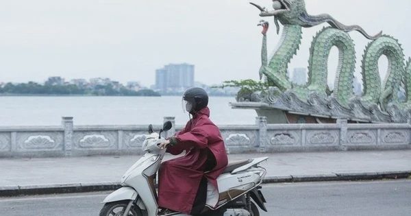 Không khí lạnh mạnh khiến miền Bắc trở rét, miền Trung mưa lớn 5 ngày