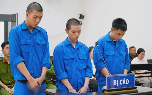 Không liên quan nhưng hùa đánh chết shipper: Trả hồ sơ điều tra bổ sung hành vi côn đồ