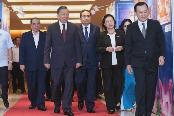 "Không thể yêu cầu cấp dưới đổi mới khi mình sợ trách nhiệm"