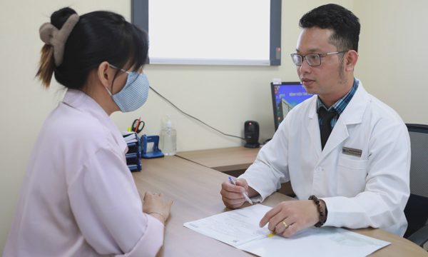 Khớp ngón tay nổi u cảnh báo bệnh gì?