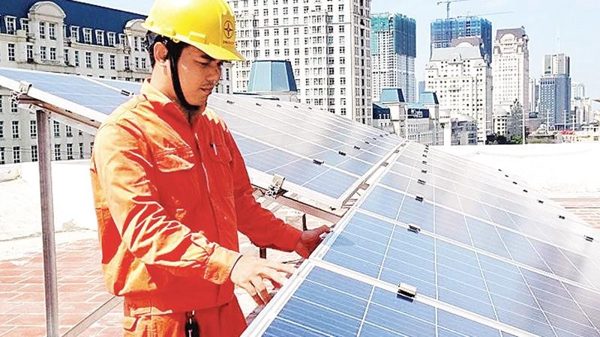 Khuyến khích phát triển điện mặt trời mái nhà