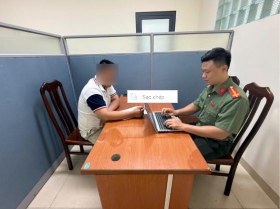 Kiểm duyệt viên nhóm 'GIAO THÔNG VĂN MINH' bị phạt vì để thông tin sai sự thật 'lọt' lên Facebook