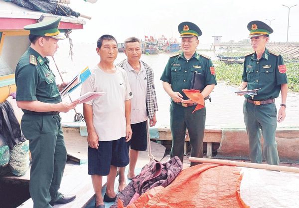 Kiểm soát chặt tàu cá, xử lý nghiêm vi phạm IUU