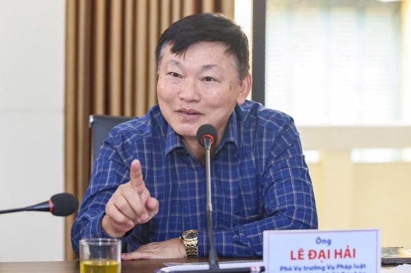 Kiểm soát thuốc lá: Xử lý thách thức hiện tại nhưng không loại bỏ dư địa phát triển