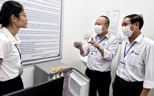 Kiểm tra 25 bếp ăn, cơ sở ăn uống sau vụ nghi ngộ độc tập thể ở Huế