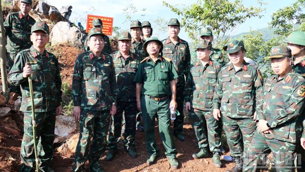 Kiểm tra công tác tìm kiếm, quy tập hài cốt liệt sĩ tại Tuyên Quang