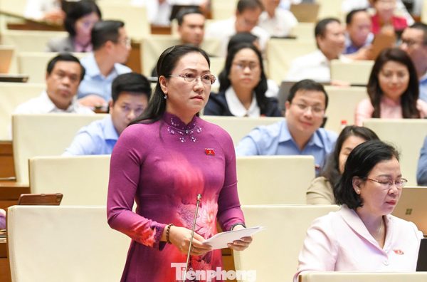 Kiến nghị cơ chế đãi ngộ 'công bằng' cho viên chức cấp xã