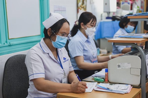 Kiến nghị hỗ trợ 50-70% chi phí thuốc cho người thu nhập thấp mắc bệnh nan y