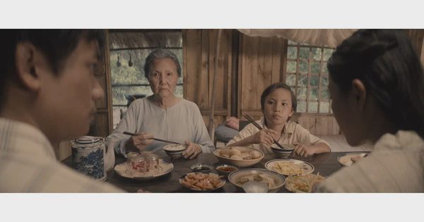 Kiều Chinh và hình bóng người bà Việt Nam trong 'Mãi nợ một lời tạm biệt'