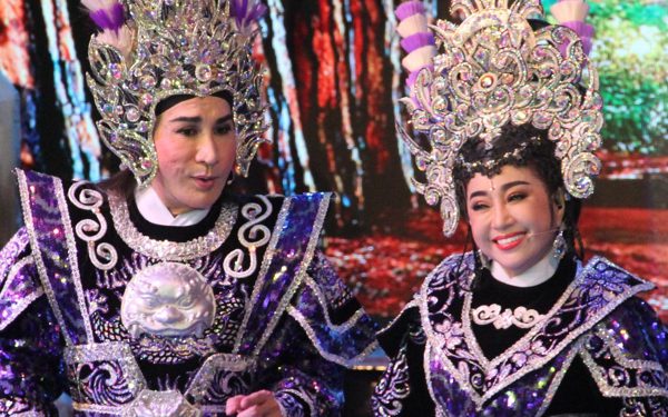 Kim Tử Long hẹn Thoại Mỹ làm live show mừng 70 tuổi