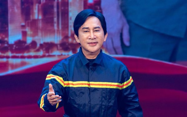 Kim Tử Long, Tú Sương hát trên sân khấu 'Nhịp sống bình yên'