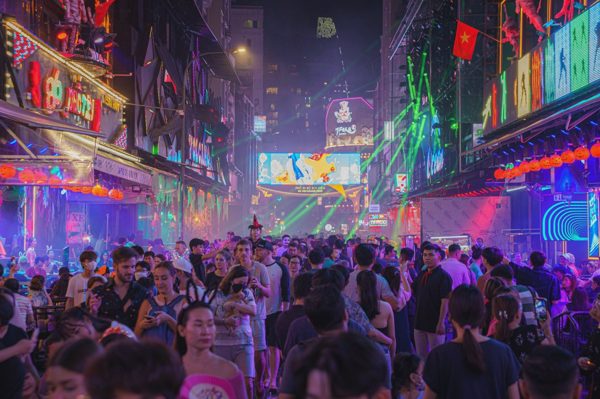 Kinh tế đêm TPHCM: Cần cơ chế để doanh nghiệp, hộ kinh doanh cùng tham gia