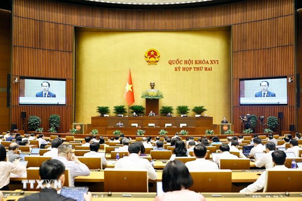 Kỳ họp thứ 2: Đề xuất nhiều quy định mới về hành nghề luật sư và nuôi con nuôi
