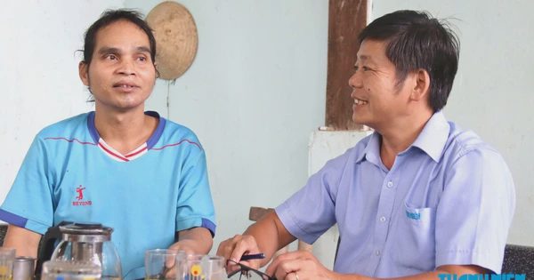 Kỳ lạ đàn ngậm miệng