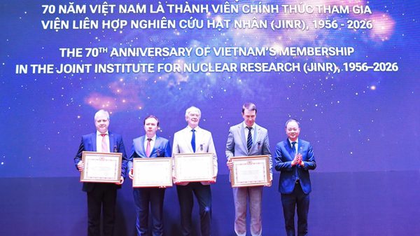 Kỷ niệm 70 năm Việt Nam là thành viên chính thức Viện Liên hiệp nghiên cứu hạt nhân (JINR)