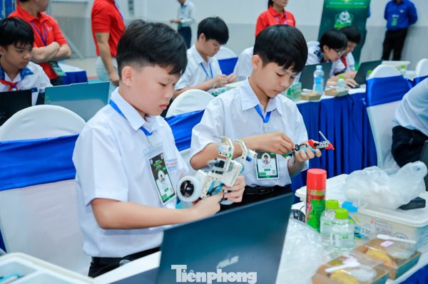 'Kỹ sư tí hon' tranh tài trên đấu trường Robocon Tây Ninh