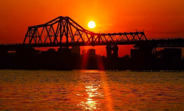 Ký ức Hà Nội qua ca khúc về sông Hồng