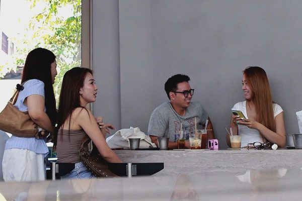 Lạ lùng món cà phê mắm ruốc ở Huế gây tò mò