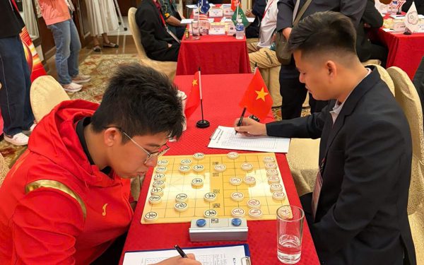 Lại Lý Huynh chịu thiệt thòi khó tin trước kỳ vương Trung Quốc ở giải châu Á
