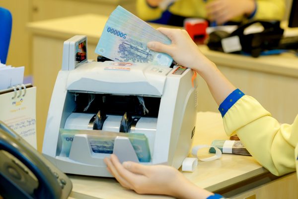 Lãi suất cho vay bình quân tiếp tục vượt ngưỡng 11%/năm