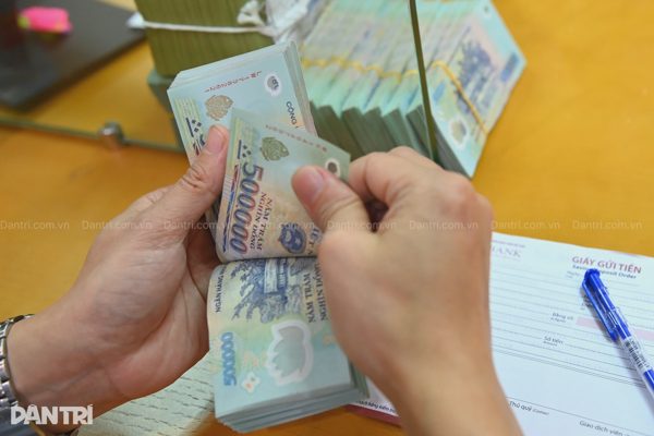 Lãi suất giảm vẫn trên 10%, việc doanh nghiệp cần làm ngay nếu vay nhiều