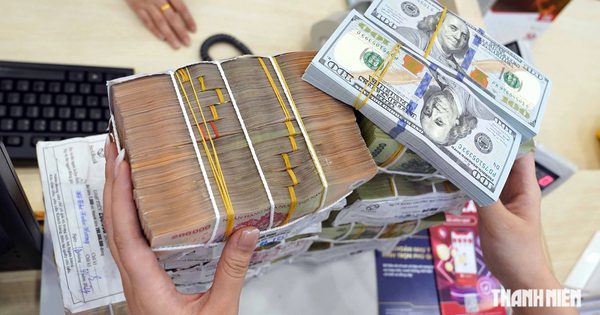 Lãi suất liên ngân hàng giảm mạnh